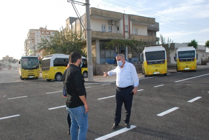 Midyat Cumhuriyet Mahallesi’nde yol ve kaldırım çalışmaları sürüyor