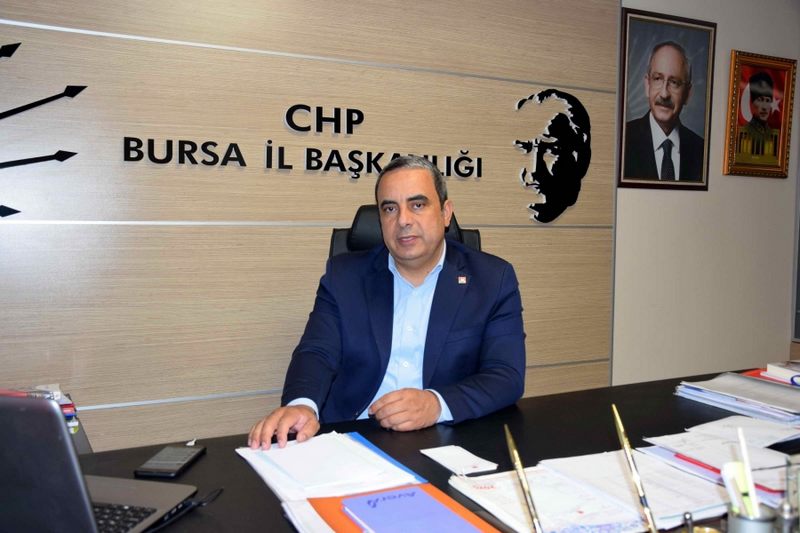  CHP Bursa  İl Başkanı İsmet Karaca, “Bursa Büyükşehir Arpalıkları” dosyasını açtı
