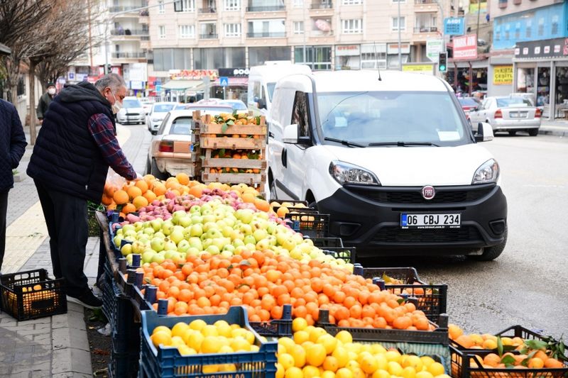 Mamak’ta Kaldırım İşgaline Geçit Yok