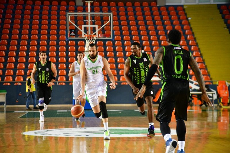  Mamak Belediyesi  Basketbol Takımı Manisa BB Takımını 92-84 yendi.