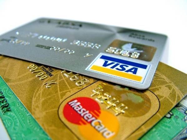 Tüketiciler en çok kart aidat ücretlerinden şikayetçi 