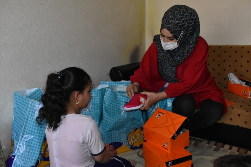 Mardin Büyükşehir Belediyesi, ihtiyaç sahibi Iraklı ailelere sahip çıktı