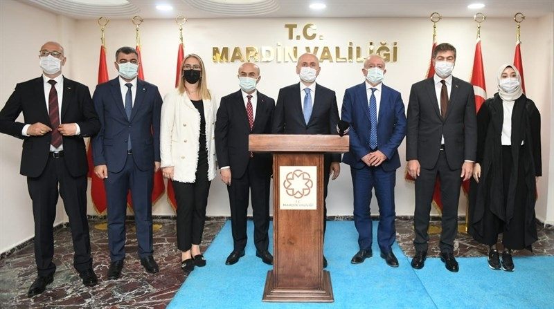 Ulaştırma  Bakanı Karaismailoğlu, Mardin’de