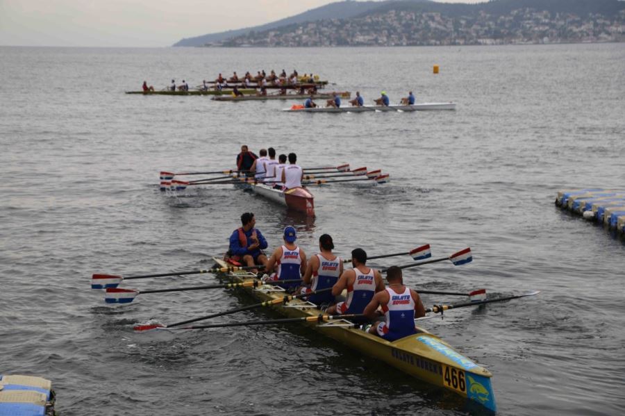 Kartal Belediyesi, Deniz Küreği Yarışları’na ev sahipliği yaptı