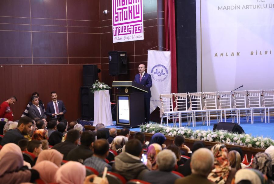 Mardin Valisi  Demirtaş Hafızlık Merasimi Programına katıldı