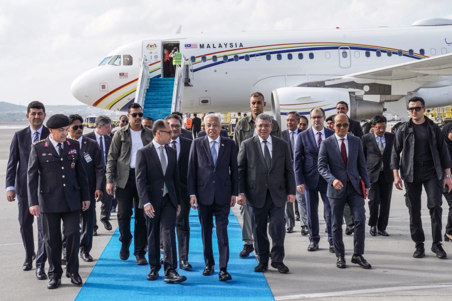 Sabiha Gökçen Uluslararası Havalimanı Malezya Başbakanı Yaakob’u ağırladı 
