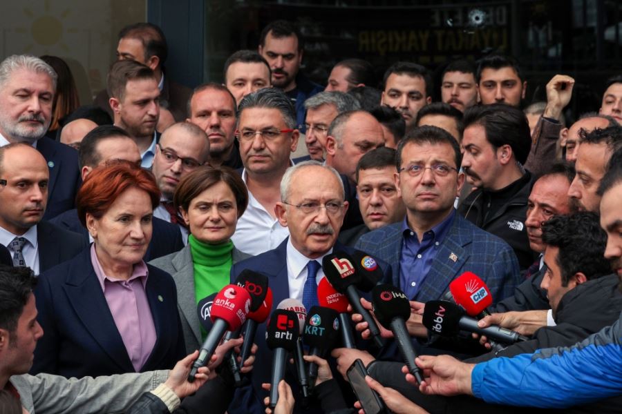  Kemal Kılıçdaroğlu, İYİ Parti İstanbul İl Başkanlığını Ziyaret Etti  