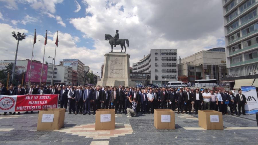 Bakanlık müfettişlerinden Ankara’da özlük haklarında iyileştirme açıklaması