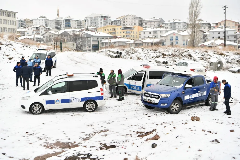 Mamak Zabıtası Denetimlerini Sürdürüyor