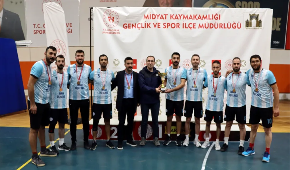 Midyat’ta kurumlar arası voleybol turnuvası sona erdi