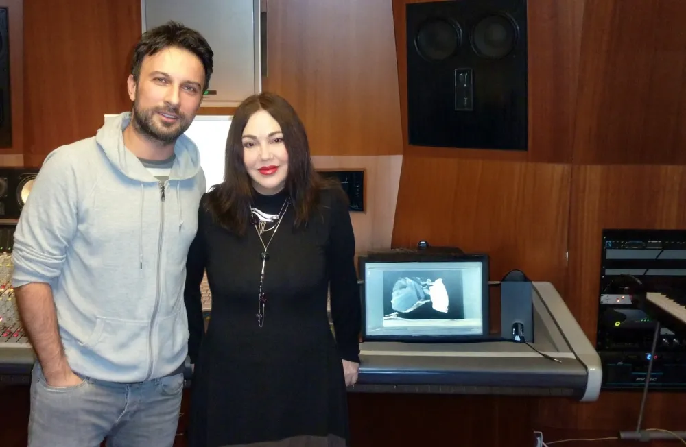 NAZAN ÖNCEL VE TARKAN