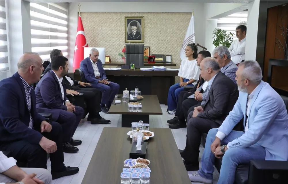 CHP heyetinden Mardin Büyükşehir Belediyesine Ziyaret