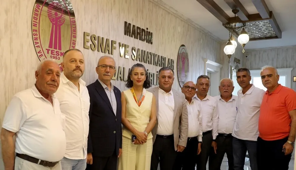 Mardin Büyükşehir Belediyesi Eş Başkanı Demir’den Esnaf ve Sanatkârlar Odaları Birliği’ne Ziyaret