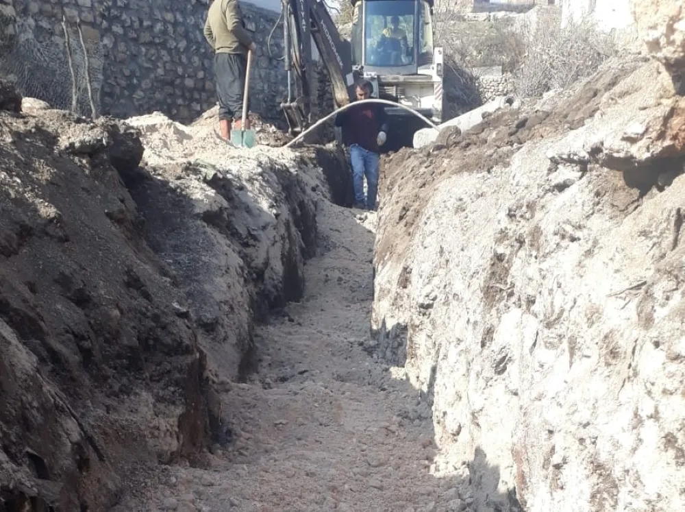 Midyat ilçesinin 6 Mahallesi’nde Altyapı Sorunları Çözülüyor