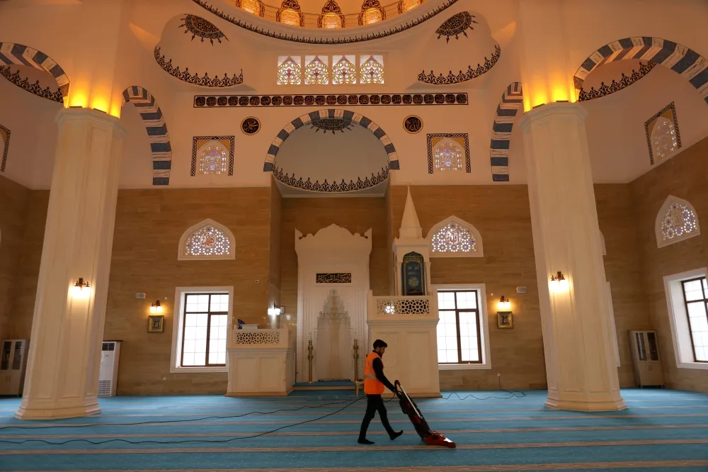 Mamak Belediyesi’nden Mamakta ki Cami ve Cemevlerine Bakım ve Temizlik