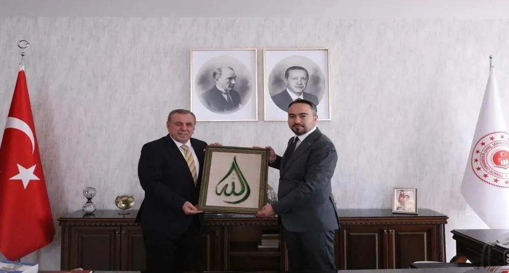 Midyat Belediye Başkanı Şahin’den Bakan Yardımcısı Demiralp’e Ziyaret