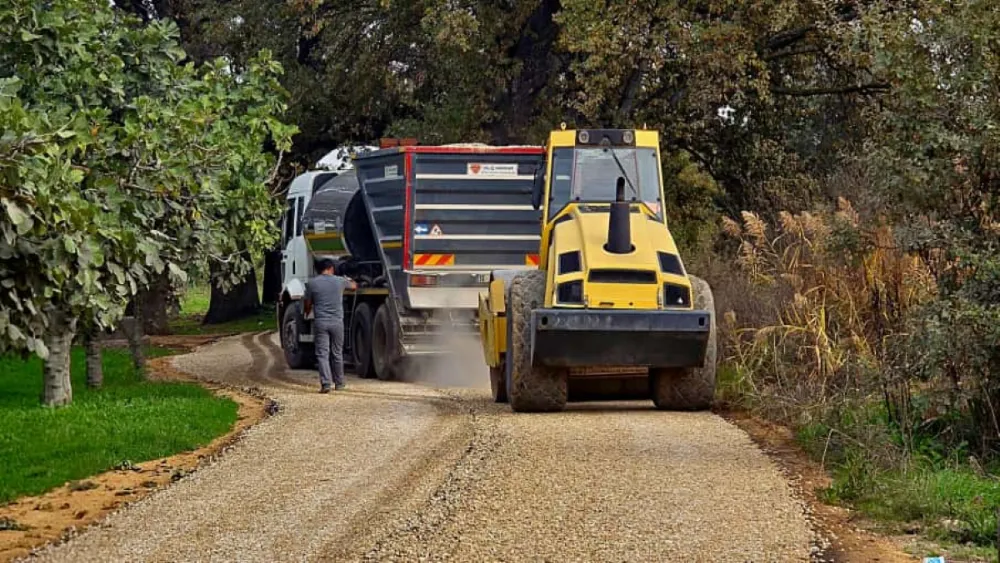 Gemlik Belediyesi Gencali–Kumsaz Bölgesinde Yol Çalışmalarını Tamamladı