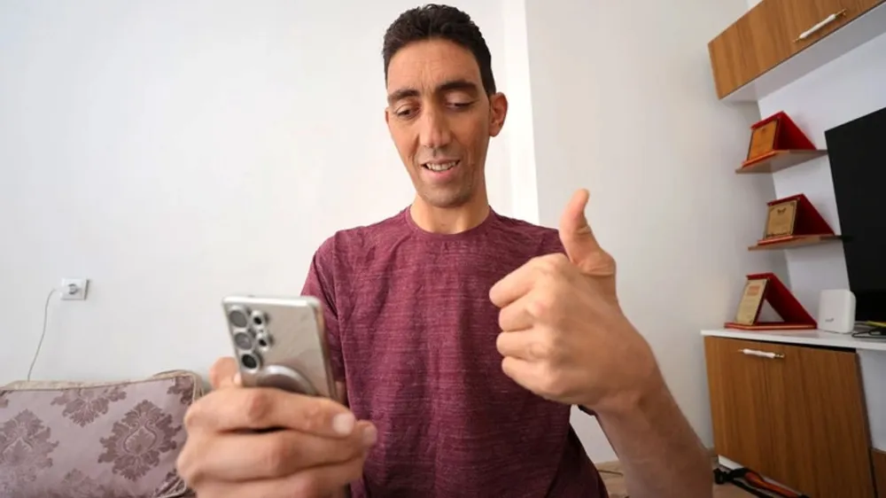 DÜNYANIN EN UZUN ADAMI SULTAN KÖSEN