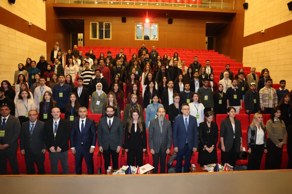 MAÜ AB–Türkiye Gençlik Forumu”na ev sahipliği yaptı