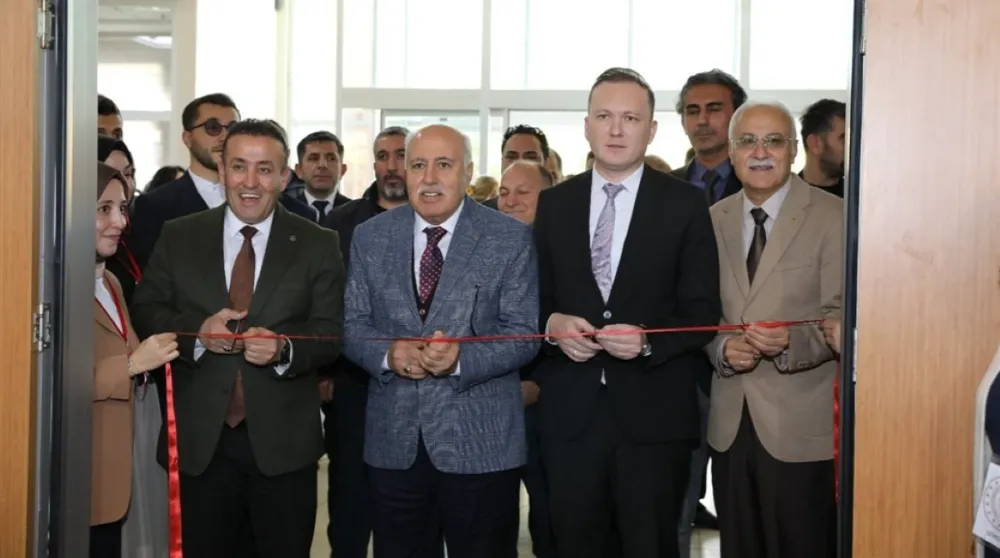 Yeşilli İlçesinde Yıl Sonu Karma Resim Sergisi 