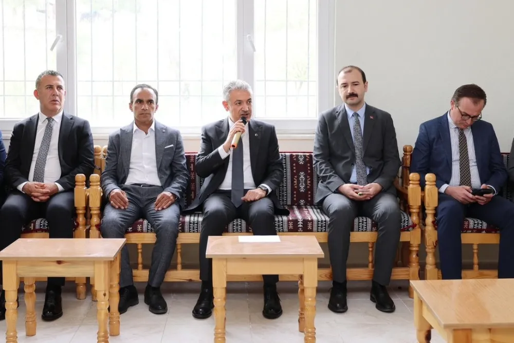 MARDİN VALİSİ TUNCAY AKKOYUN SAVUR İLÇESİNDE VATANDAŞLARLA BİRARAYA GELDİ