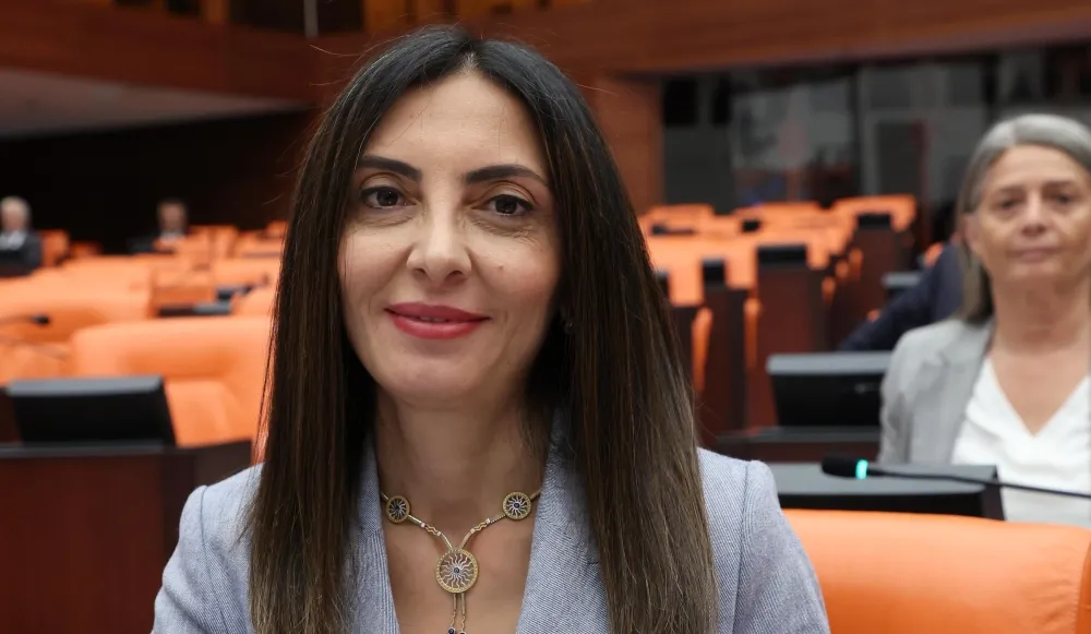 CHP BURSA MİLLETVEKİLİ  NURHAYAT ALTACA KAYIŞOĞLU;