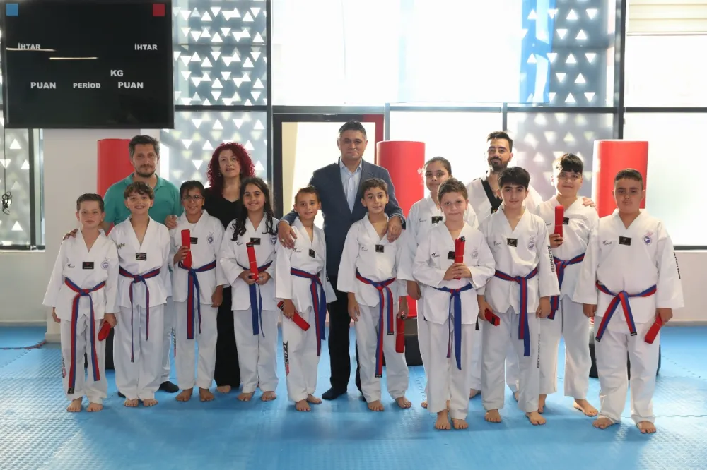 ALAAĞALI MİNİK SPORCULAR KUŞAK ATLADI