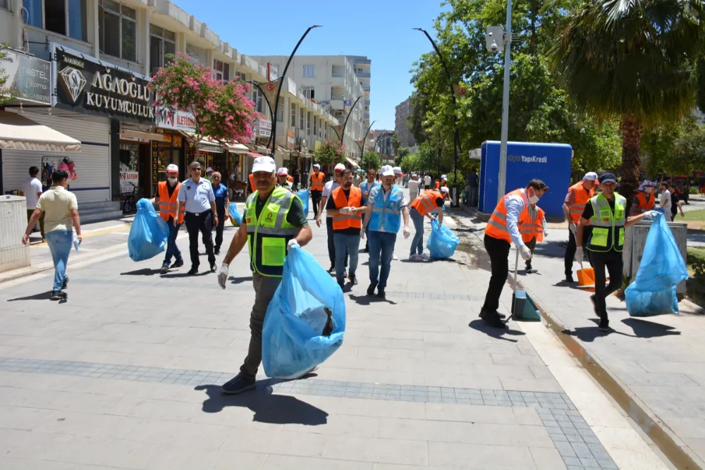 Kızıltepe Belediyesinden Bayram Öncesi Temizlik Seferberliği