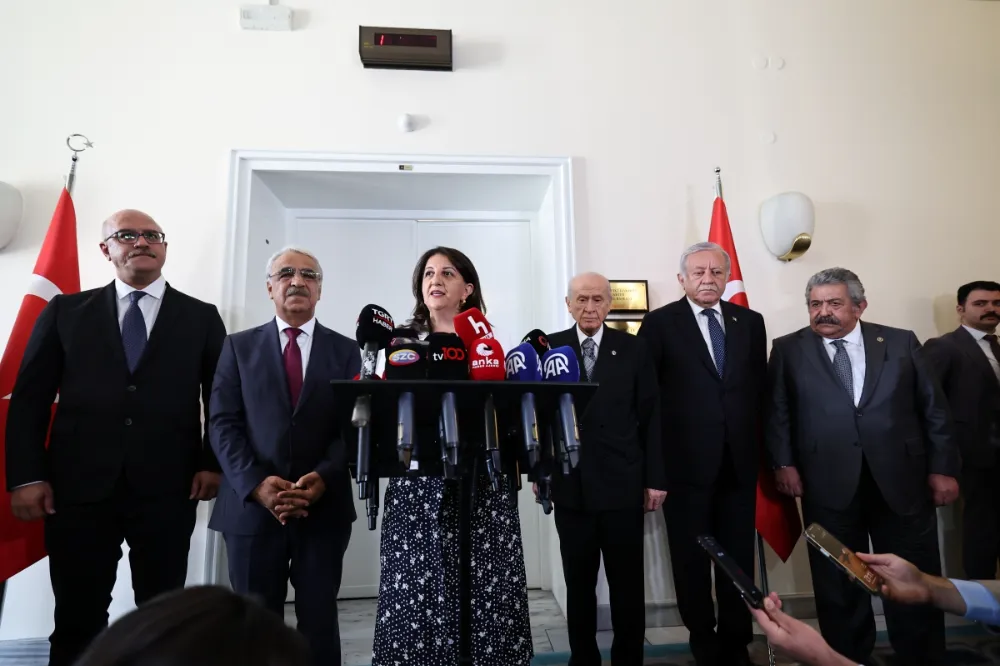 MHP GENEL BAŞKANI BAHÇELİ, DEM PARTİ HEYETİNİ KABUL ETTİ