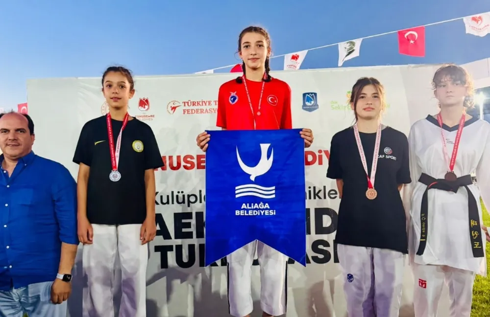Aliağalı Taekwondocular Manisa’dan Üçüncülük Kupasıyla Döndü
