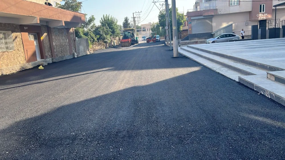 MİDYAT İLÇESİ CUMHURİYET MAHALLESİNDE  ASFALT ÇALIŞMASI