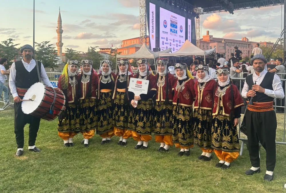 MARDİN FOLKLOR EKİBİNE 3.TRABZON ULUSLARARASI HORON VE MÜZİK FESTİVALİNDE YOĞUN İLGİ