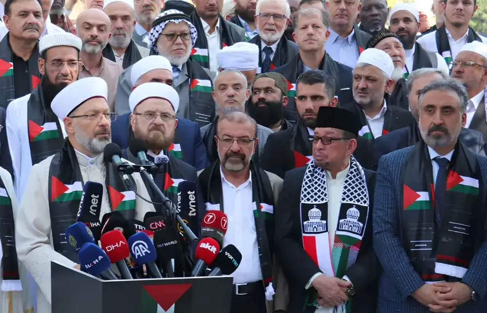 Gazze: İslami ve İnsani Sorumluluklar Konferansı İstanbul’da Başladı