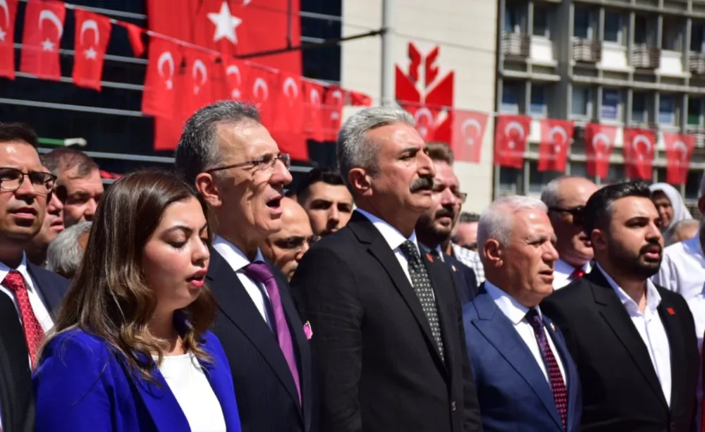 CHP Bursa’dan coşkulu 30 Ağustos kutlaması