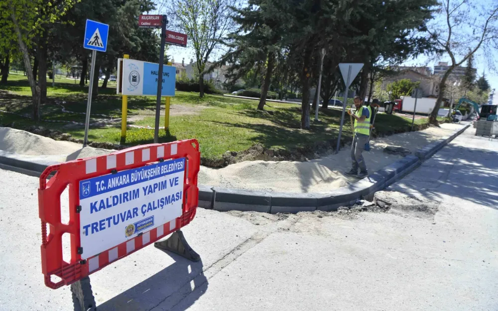 ABB KALDIRIM, BORDÜR VE BARİYER YENİLEME ÇALIŞMALARINA DEVAM EDİYOR